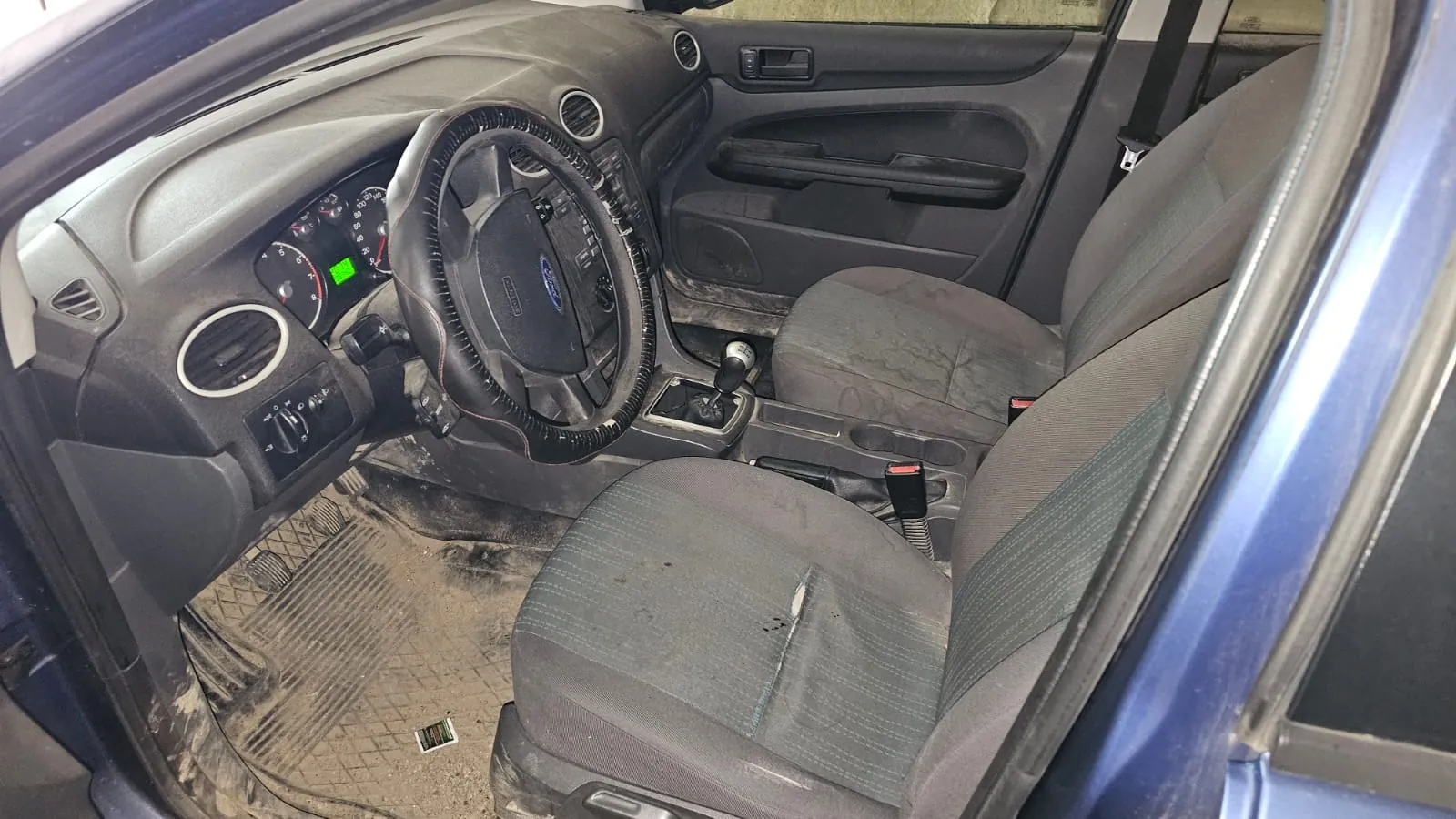 Ford Focus 2006 - zdjęcie 4