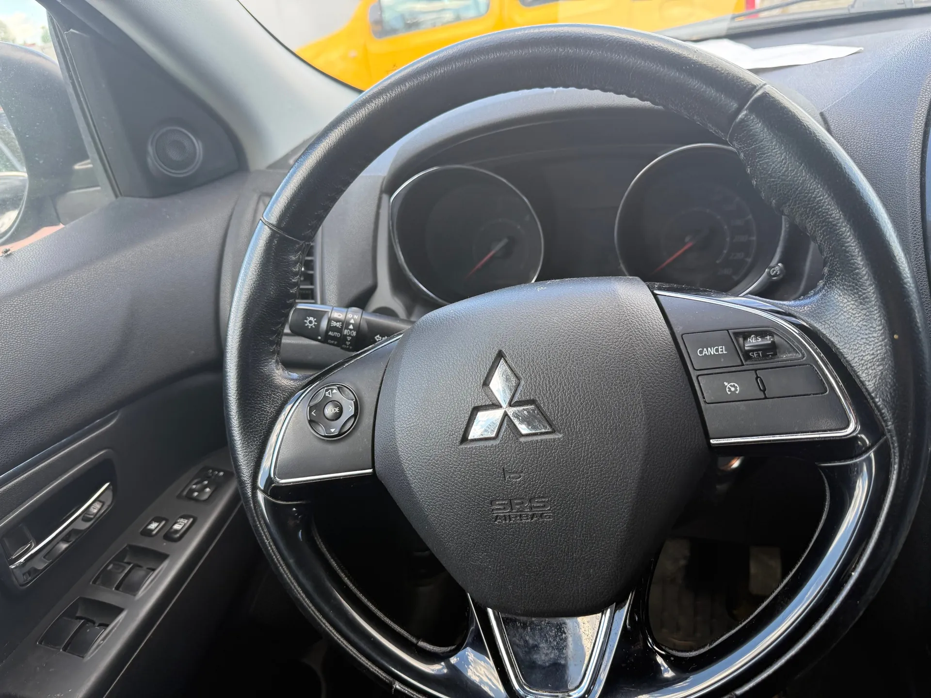 Mitsubishi ASX 2016 - zdjęcie 2