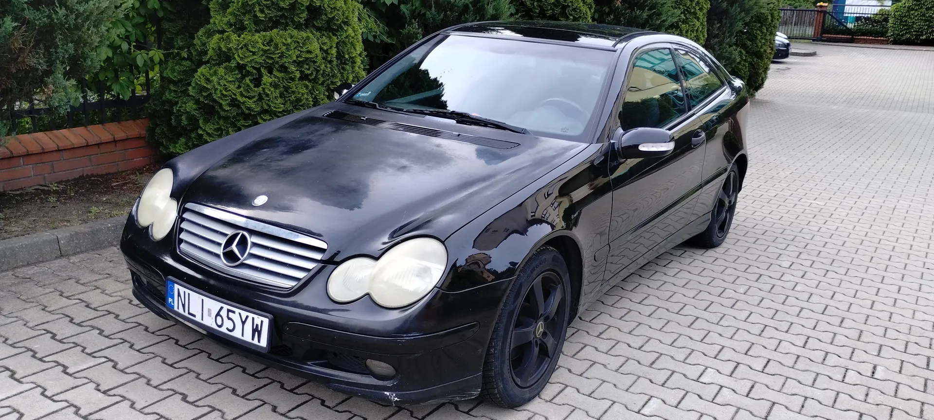Mercedes-Benz C 200 Coupe 2004 - zdjęcie 1