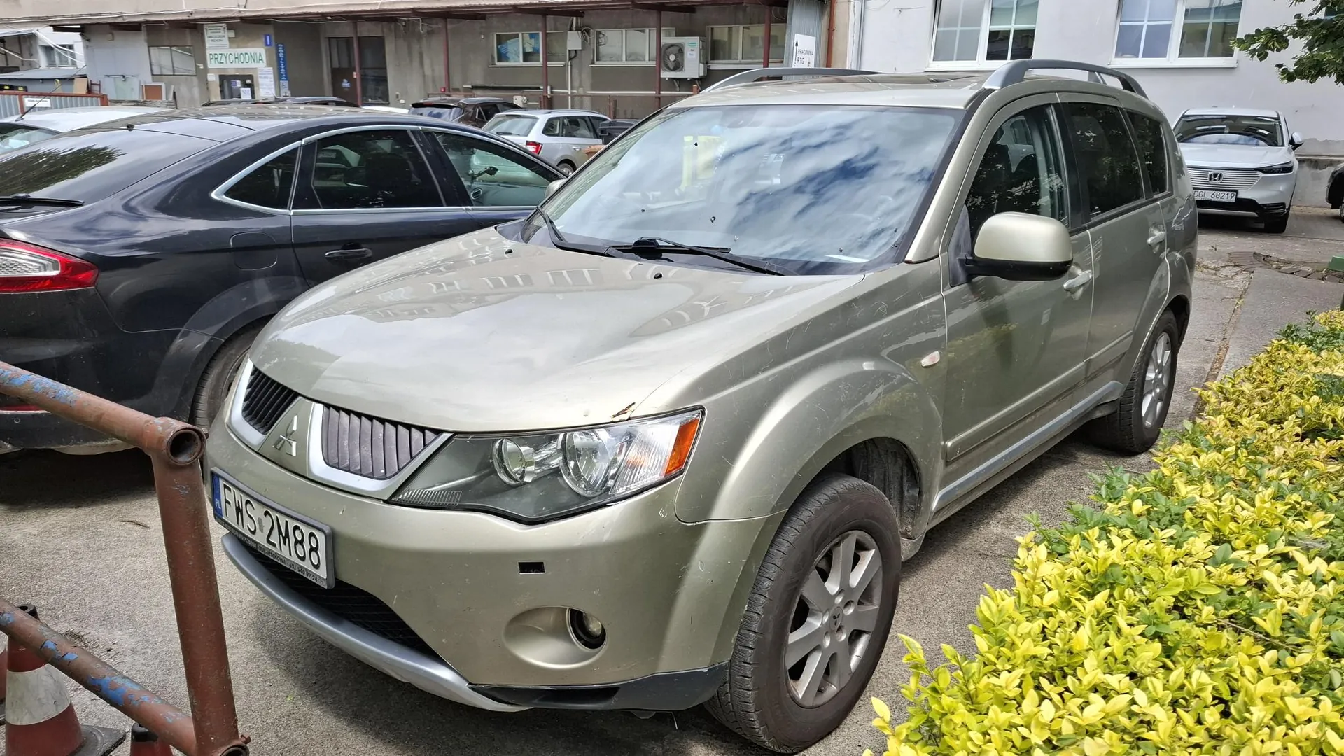 Mitsubishi Outlander 2008 - zdjęcie 2