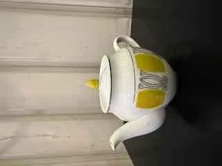 Imbryk, zestawy magnesowe, stolik wiklinowy - Sprzedaż przez Mazowiecki Urząd Celno-Skarbowy w Warszawie - zdjęcie 9