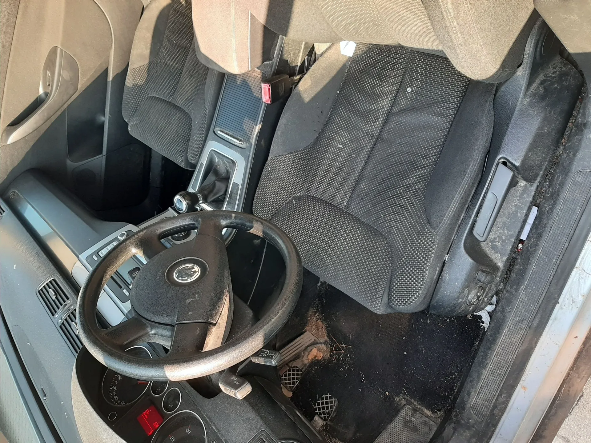 Volkswagen Passat 2006 - zdjęcie 2