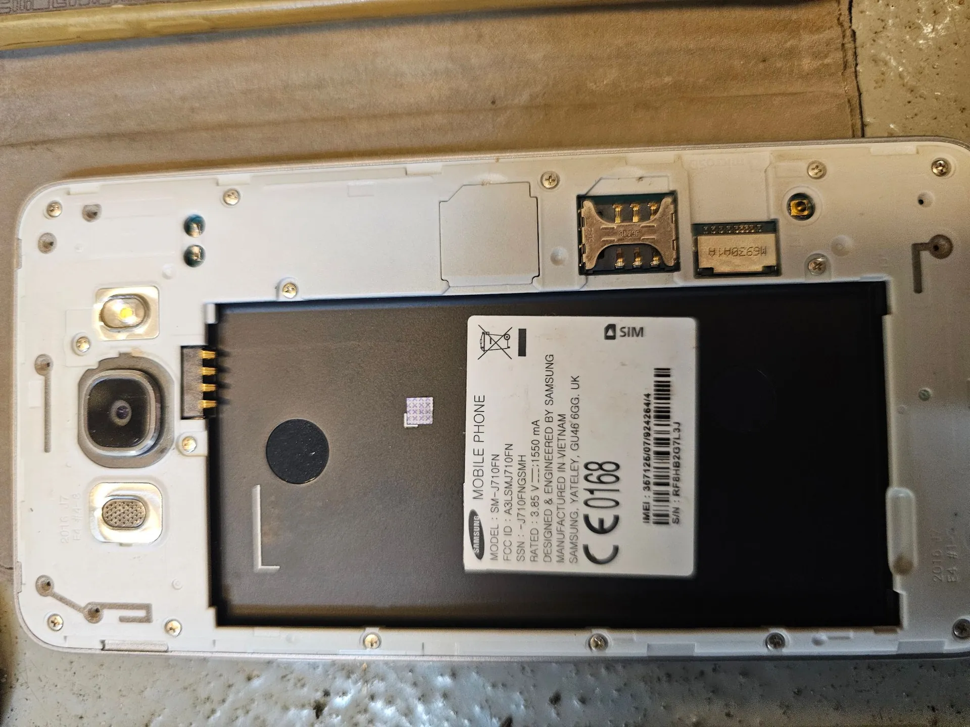 Samsung Galaxy J7, Telefon komórkowy - Sprzedaż przez Urząd Skarbowy w Zgierzu - zdjęcie 3