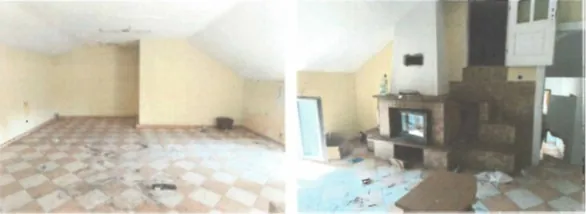 Dwie fotografie przedstawiające wnętrze pustego, zaniedbanego pomieszczenia z podłogą ułożoną w szachownicę z jasnych i ciemnych kafelków. Lewe zdjęcie pokazuje szeroki widok na pusty pokój z żółtymi ścianami i skośnym sufitem. Prawe zdjęcie przedstawia fragment pomieszczenia z murowanym kominkiem i schodami prowadzącymi na antresolę, obok których znajdują się rozrzucone śmieci i przedmioty.
