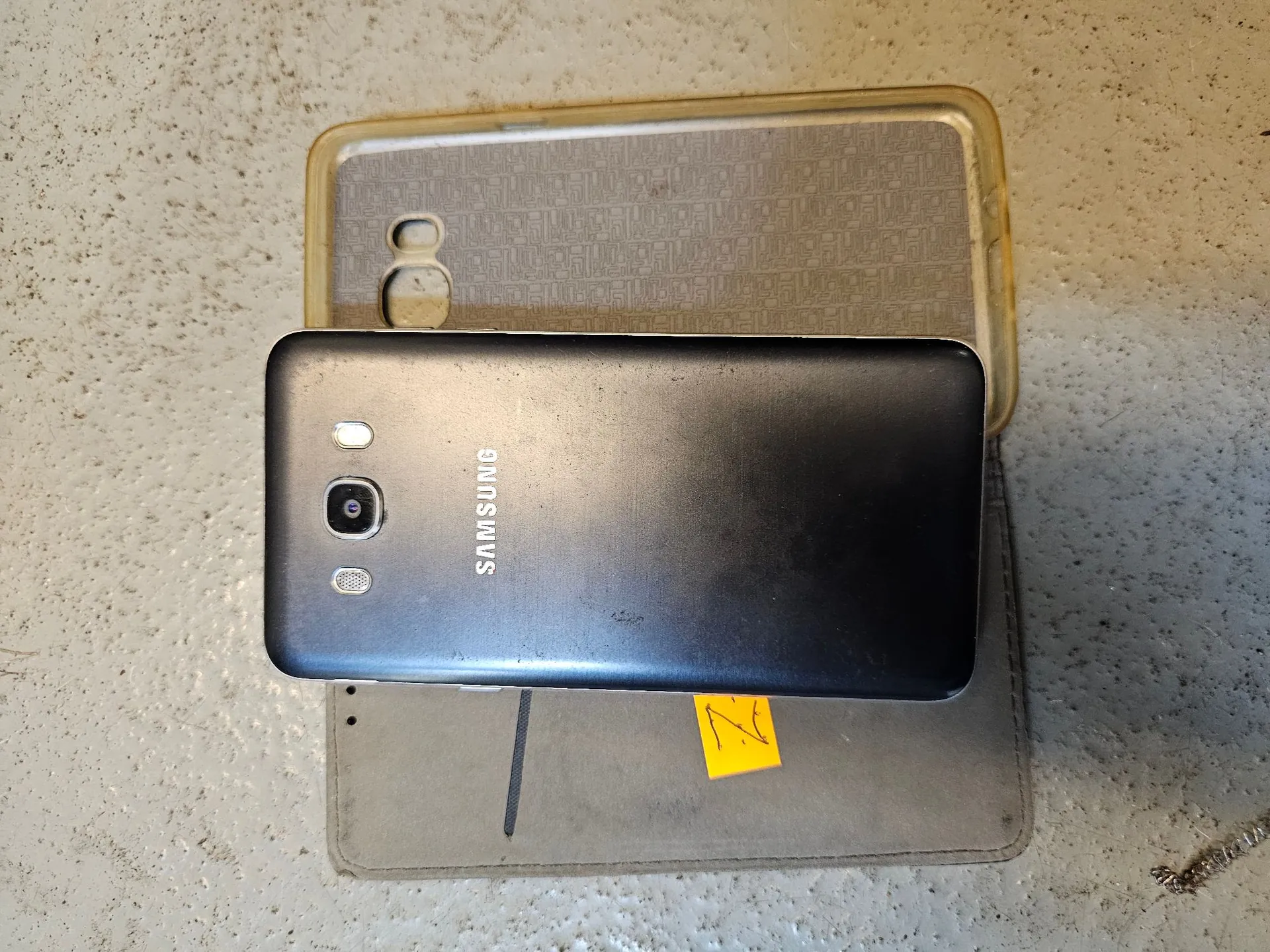 Samsung Galaxy J7, Telefon komórkowy - Sprzedaż przez Urząd Skarbowy w Zgierzu - zdjęcie 2