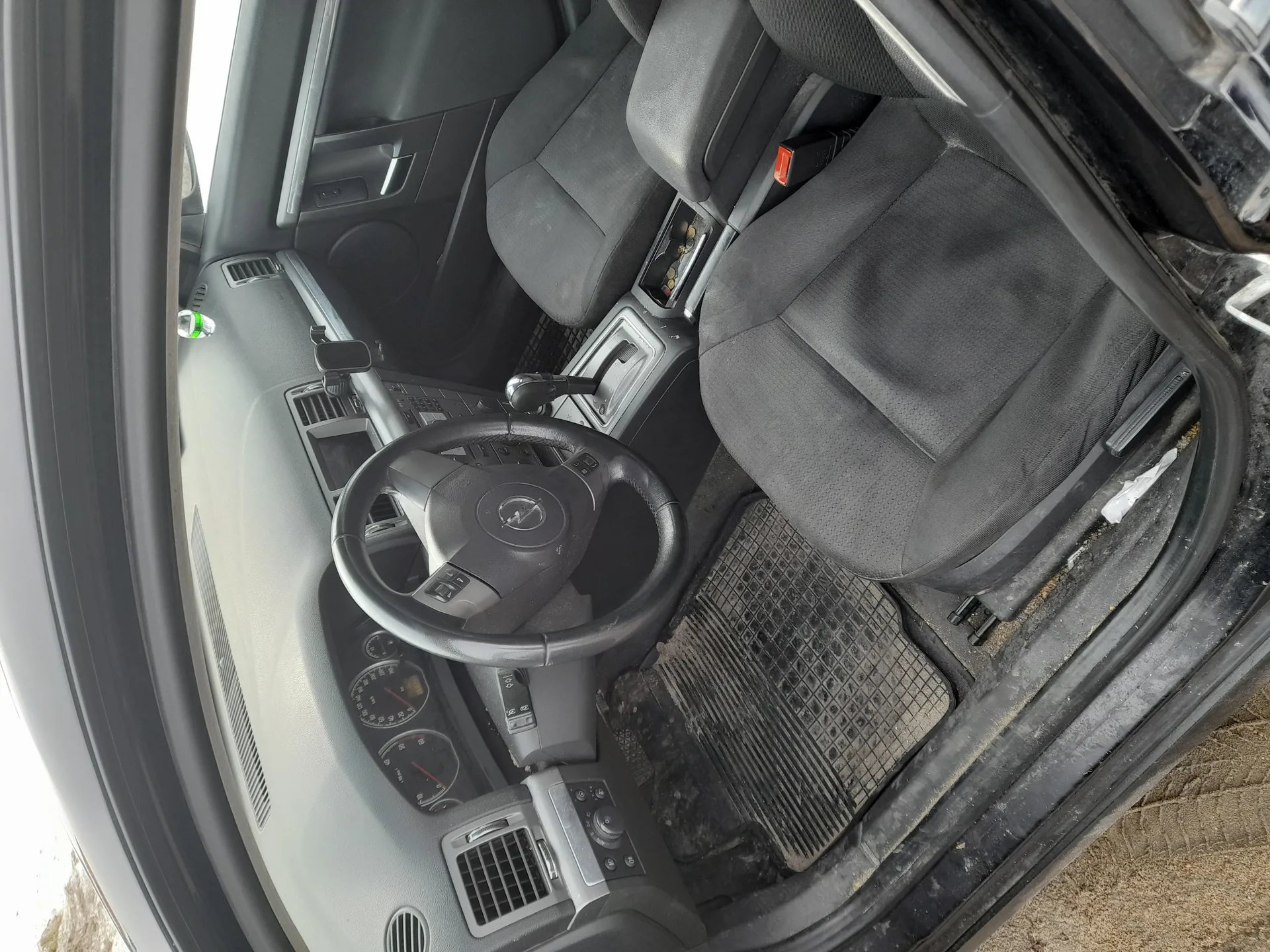 Opel Vectra 2005 - zdjęcie 2