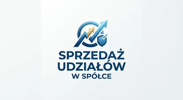 Logo przedstawiające niebieski wykres wzrostowy z dwiema strzałkami skierowanymi w górę, wpisany w okrąg z ikoną tarczy po prawej stronie. Poniżej znajduje się napis w kolorze ciemnoniebieskim: „SPRZEDAŻ UDZIAŁÓW W SPÓŁCE”.