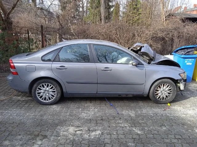 Volvo S40 2004 - zdjęcie 2