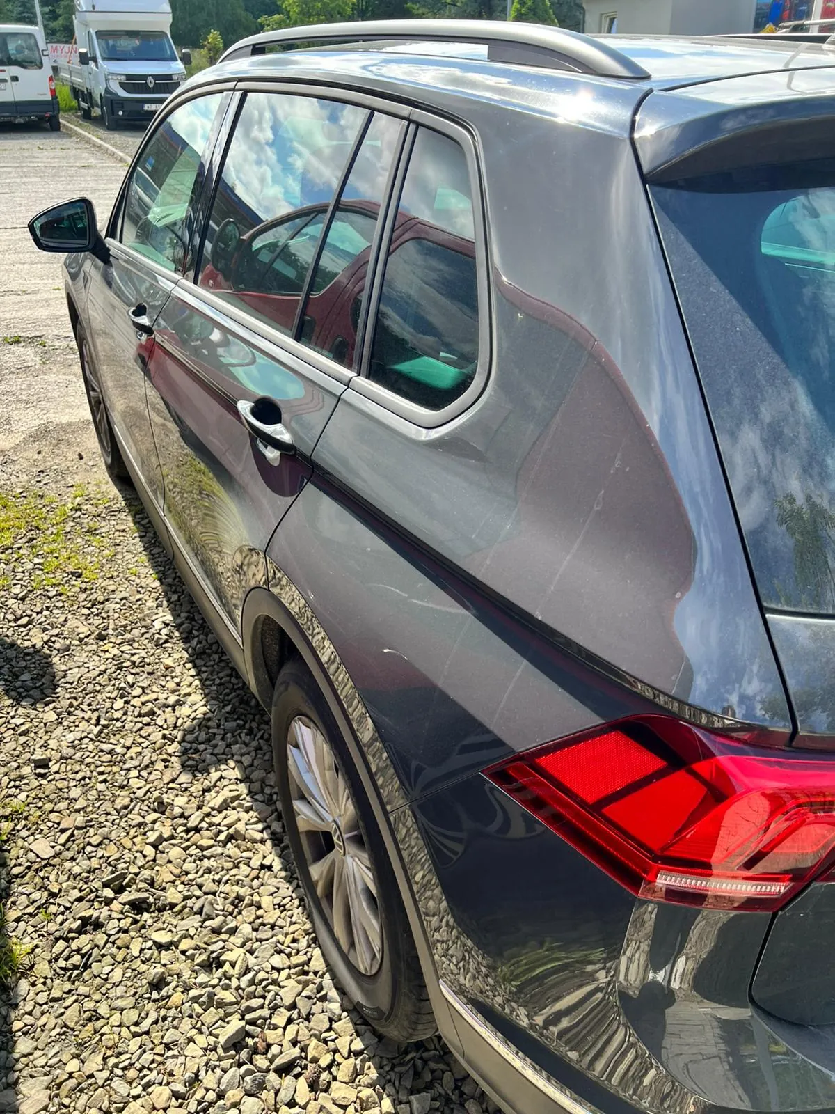 Volkswagen Tiguan 2022 - zdjęcie 3