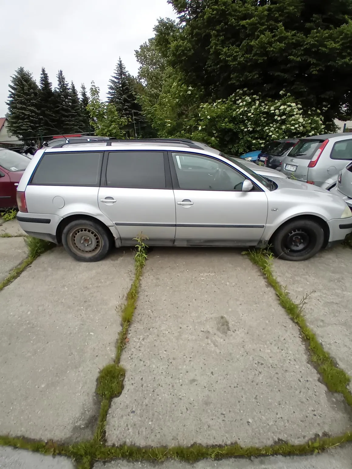 Volkswagen Passat Kombi 2001 - zdjęcie 2