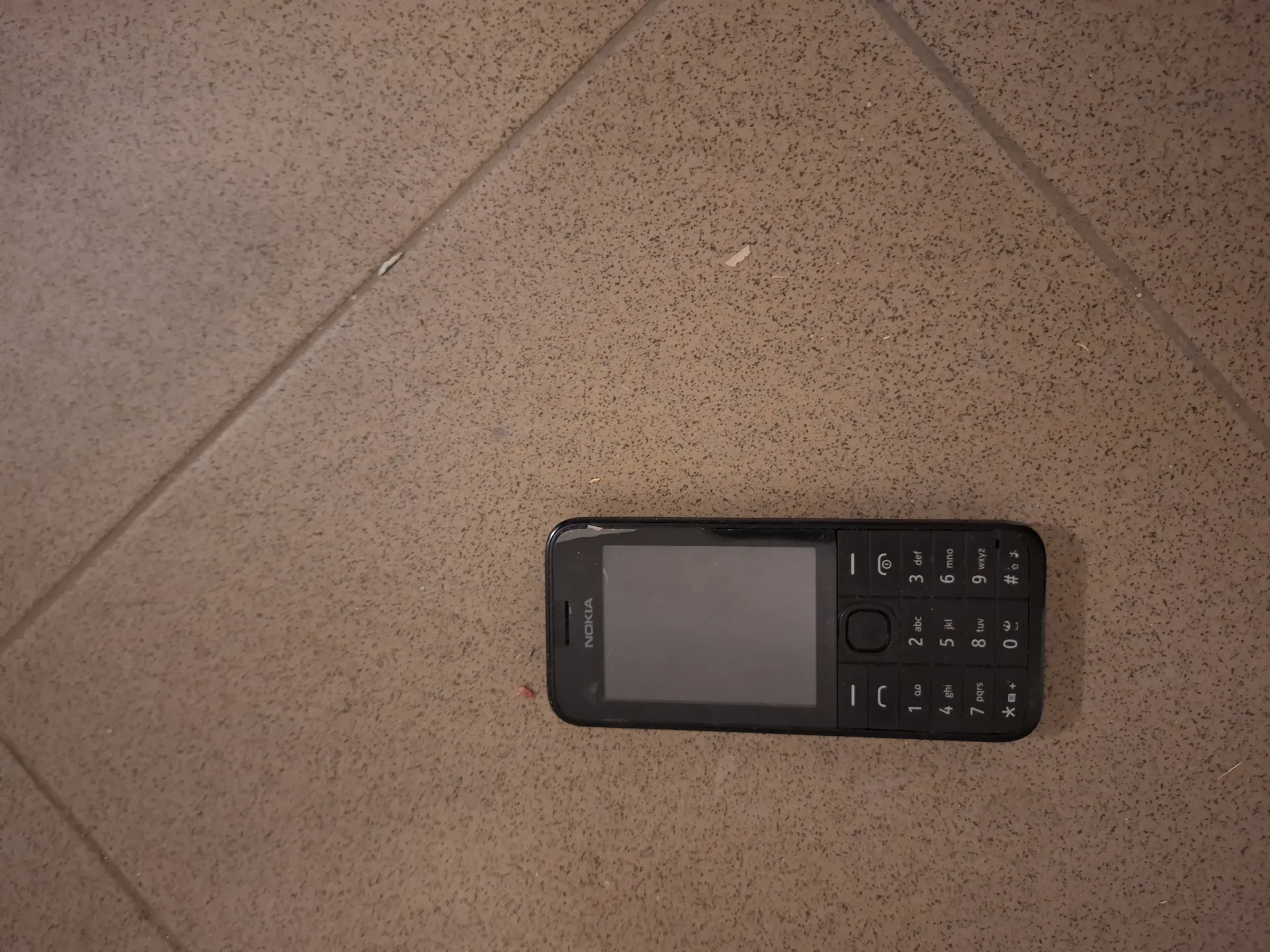 Telefon komórkowy NOKIA 208.1, 1 szt. - Sprzedaż przez Urząd Skarbowy Kraków-Nowa Huta - zdjęcie 1