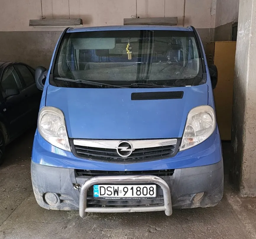 Opel Vivaro 2010 - zdjęcie 1