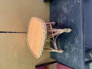 Imbryk, zestawy magnesowe, stolik wiklinowy - Sprzedaż przez Mazowiecki Urząd Celno-Skarbowy w Warszawie - zdjęcie 11