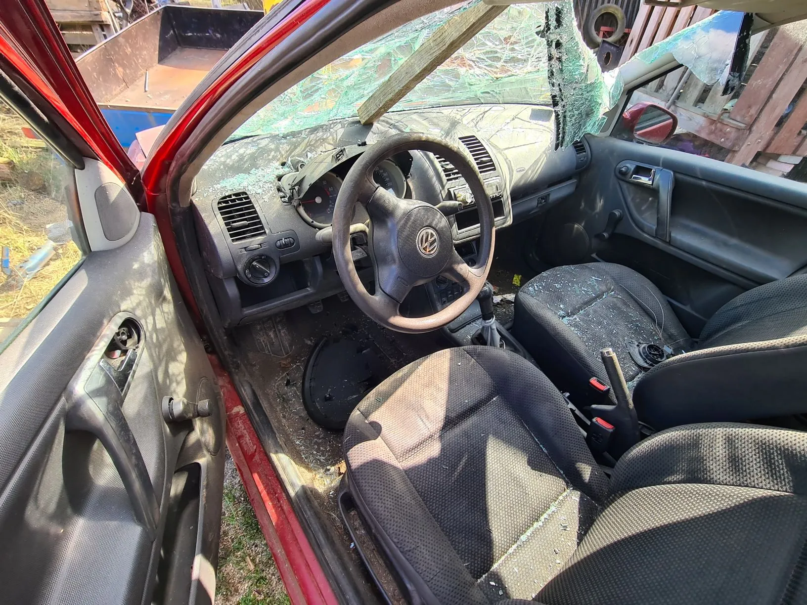 Volkswagen Polo 1.4 2000 - zdjęcie 4