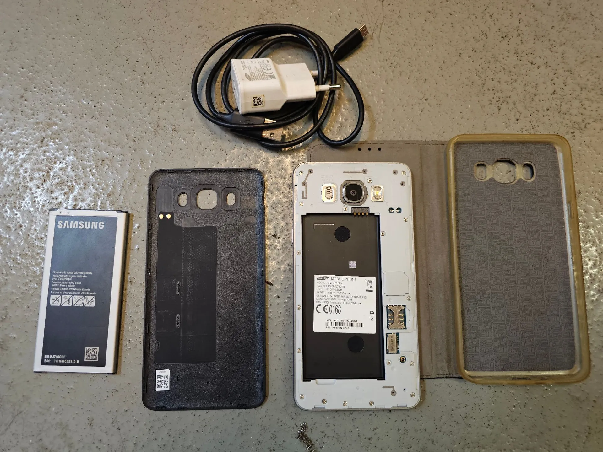 Samsung Galaxy J7, Telefon komórkowy - Sprzedaż przez Urząd Skarbowy w Zgierzu - zdjęcie 4