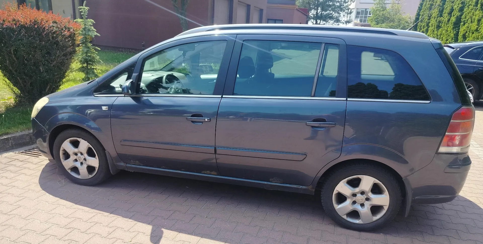 Opel Zafira 2006 - zdjęcie 3
