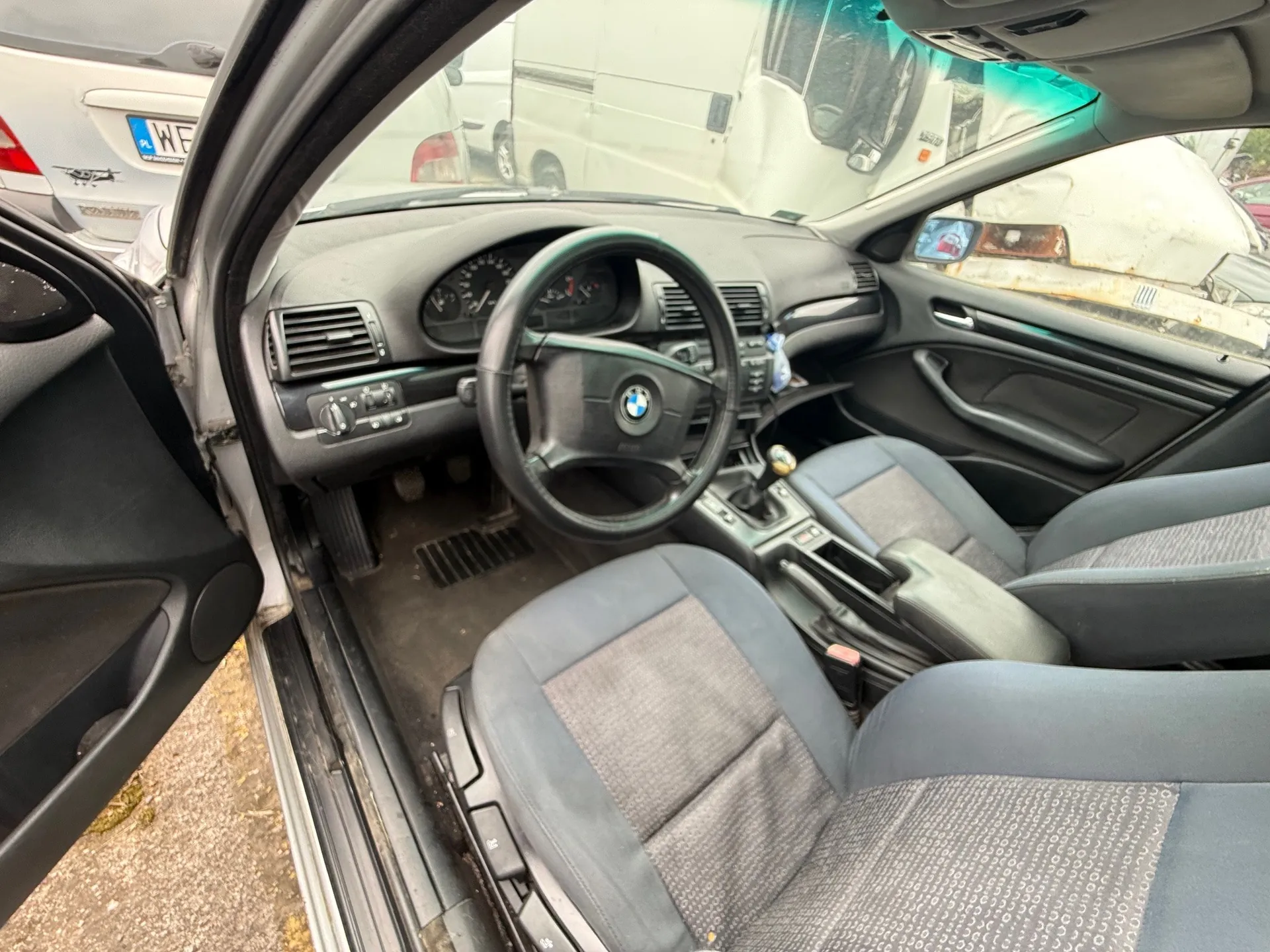 BMW 316I 2002 - zdjęcie 4